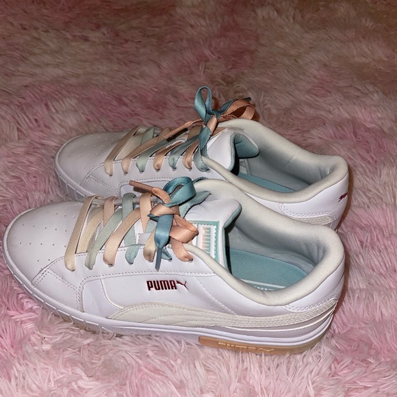 Puma Canvas Cali Star - Picture 2 of 4